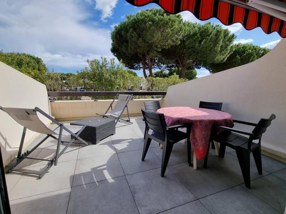 En Bord De Mer, Avec Grande Terrasse Et Climatisation Apartment